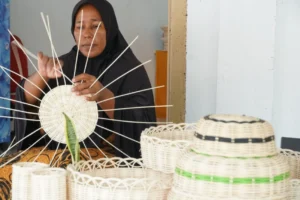 mengenal-proses-kreatif-dan-keunggulan-kerajinan-rotan