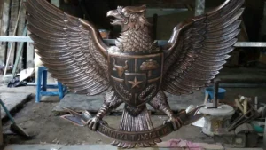 seni-kriya-logam-estetika-tempa-yang-mendunia
