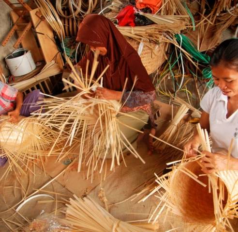 kerajinan-tangan-bisa-menjadi-masa-depan-umkm